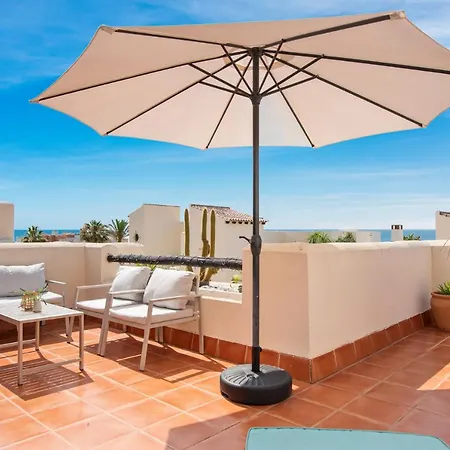 Beautiful Penthouse In Casares With Rooftop Terrace And Seaview Διαμέρισμα