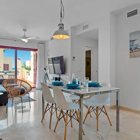 Διαμέρισμα Beautiful Penthouse In Casares With Rooftop Terrace And Seaview *