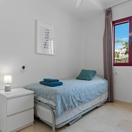 Διαμέρισμα Beautiful Penthouse In Casares With Rooftop Terrace And Seaview Bahia de Casares