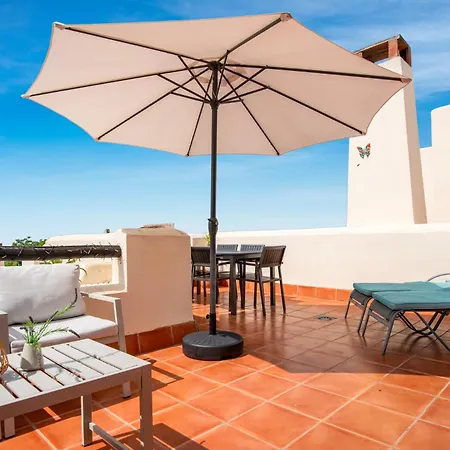 Beautiful Penthouse In Casares With Rooftop Terrace And Seaview Bahia de Casares